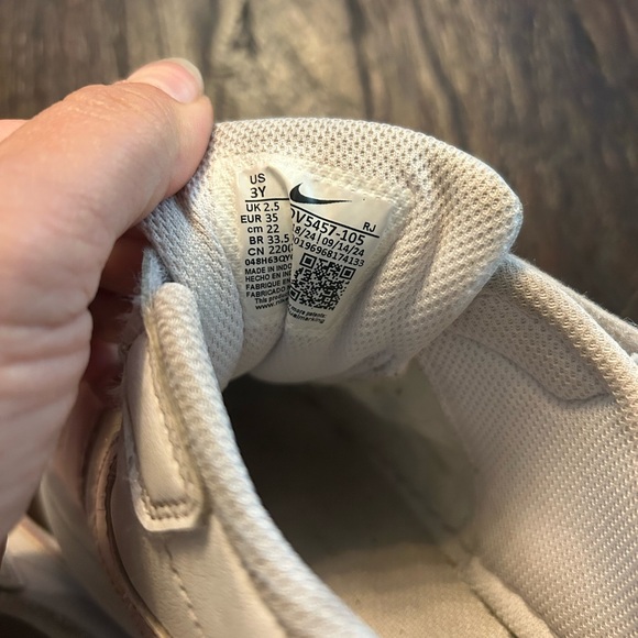 Nike Pink and White Sneakers - Picture 7 of 7